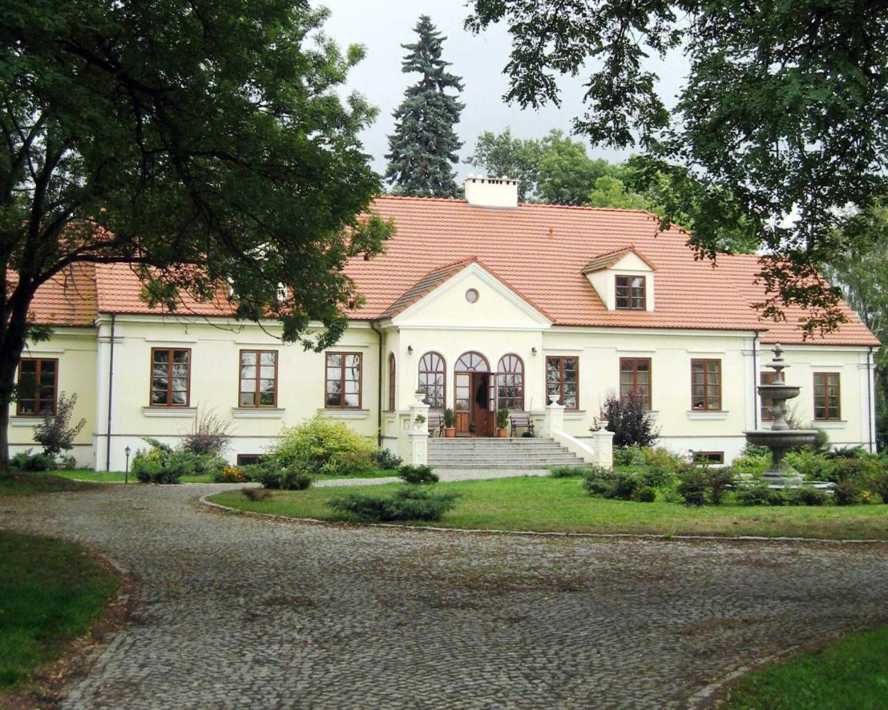 Gospodarstwo Agroturystyczne Dworek Janowicki Kazimierzewo Exterior photo